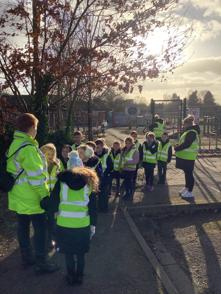 MortonTrentside's tweet photo. Year 3 enjoyed their Pedestrian Training https://t.co/ZBDXThmi4G