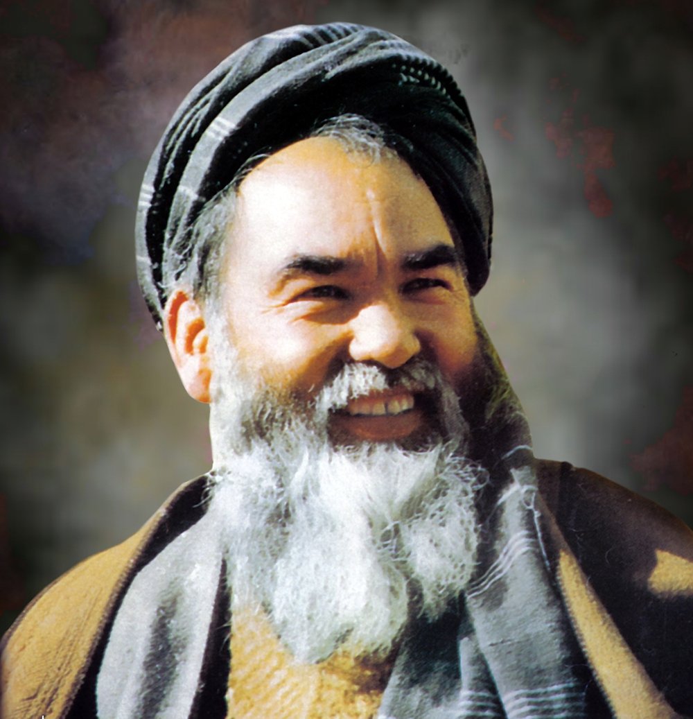 realAsifAyuobi's tweet photo. بابه‌جان؛
خنده‌ات در میان میلیون‌ها نفر نفس می‌کشد.
#StopHazaraGenocide https://t.co/oRnRk8NOtU