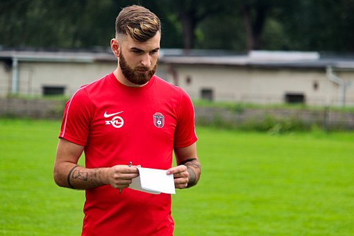 Cornerclubs's tweet image. Aujourd&apos;hui, nous sommes fiers de proposer des services web complets pour les clubs amateurs. Notre mission est de fournir des solutions de qualité pour aider les clubs à se développer et à prospérer. #Cornerclubs #clubsamateurs #servicesweb