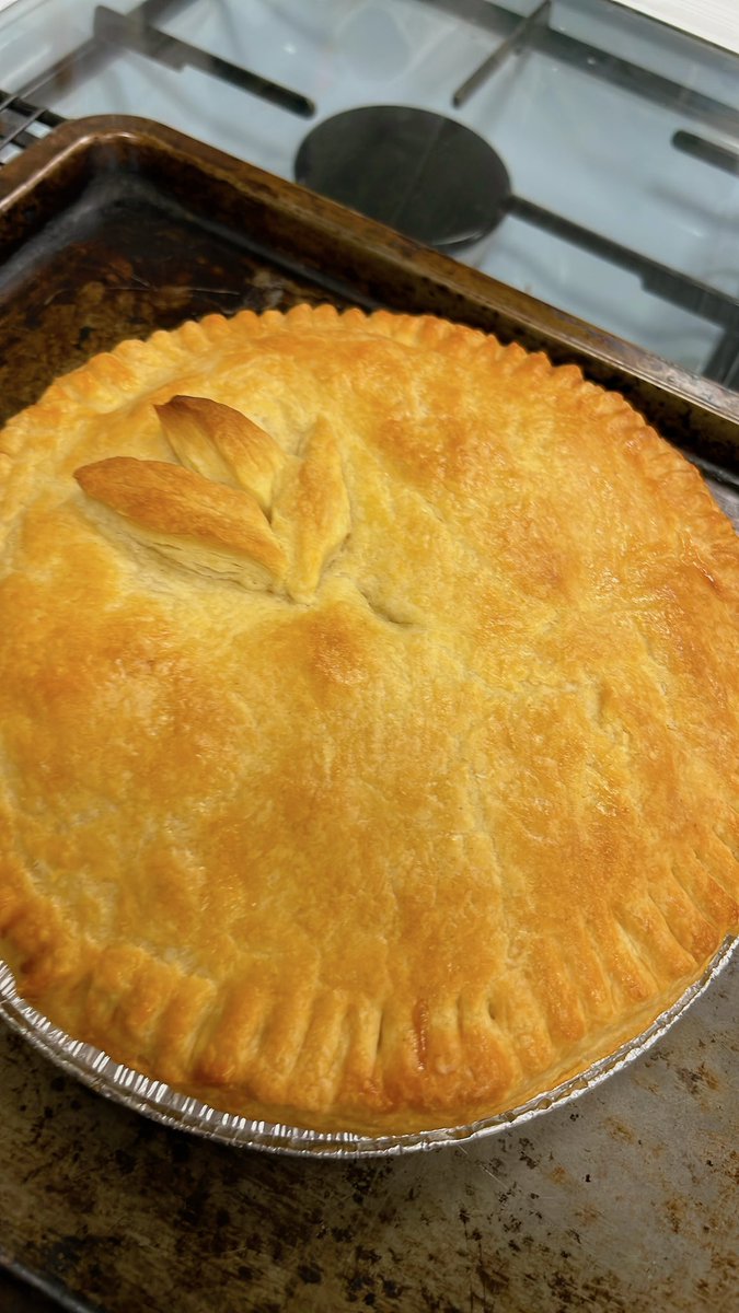 calderglenhft's tweet photo. S3 baking up a storm. Apple tart #tasty #practicalcookery #appletart https://t.co/1vv0am7mIt