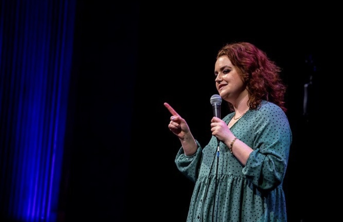 In #EARLSFIELD on Saturday 25 February. Top stand-up comedy <a href="/TheFunnySide/">The Funny Side</a> headlined by Otiz Cannelloni (“A magical Wag. Bewitching.” The Guardian) plus Radu Isac, Caitlin Powell &amp; Dee Allum. Compered by Gareth Kane @caitlinpwll
Book here> eventim-light.com/uk/a/6331cbefc…