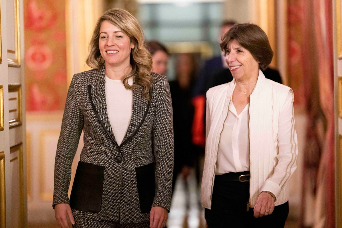 Le Canada et la France ont une relation unique; avec <a href="/melaniejoly/">Mélanie Joly</a> nous avons décidé de la renforcer. Soutien sans faille à l'Ukraine, francophonie, Indopacifique, enjeux globaux: nos pays avancent ensemble 🇨🇦🇫🇷. Merci de ta visite à Paris!