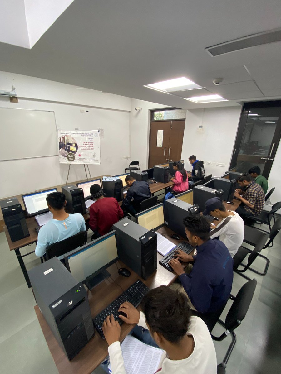 neeviitgn's tweet photo. Here are a few pictures of the ongoing 6-week "Data Entry And Typing Training Course" being conducted by NEEV IITGN for women and youth from surrounding village of Gandhinagar, from January 30 to March 10, 2023. Project conducted in association with @DesaiFoundation. https://t.co/N7DxUqShrA