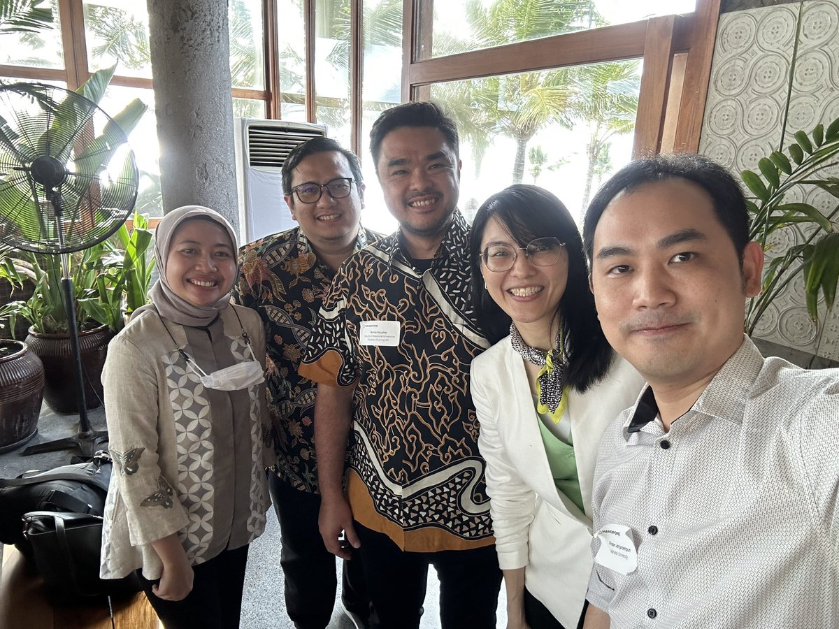 Thidathipw's tweet photo. Networking in Bali. Met many potential collaborators ๐๐งฌ๐ฎ๐ฉ @nanopore #sirirajLongreadLab #Thailand #Indonesia https://t.co/m7Aph3Ulys