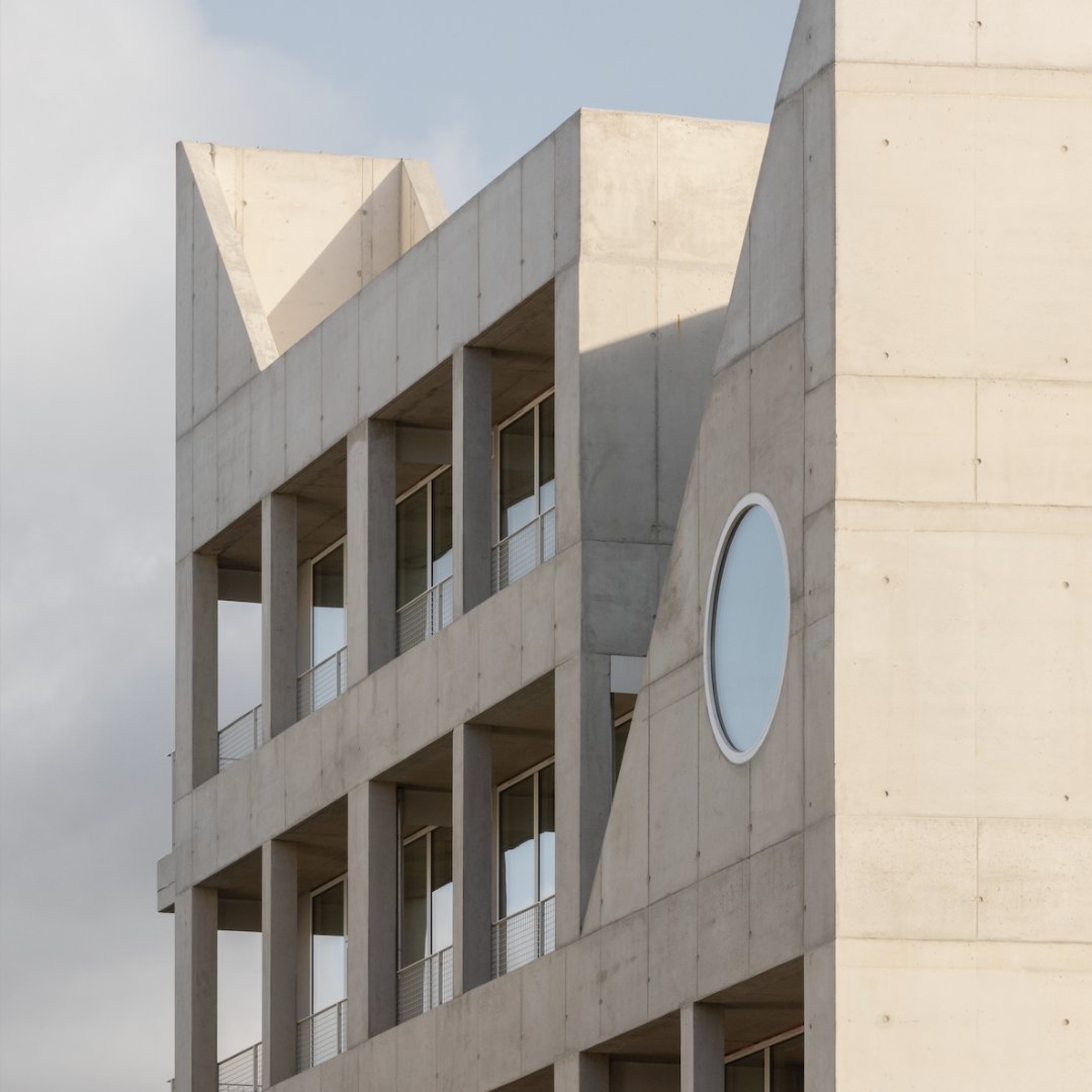 Create_London's tweet photo. Fantastic news that #AHouseforArtists, designed by #APPARATA, has been shortlisted for the 2023 RIBA London Awards! Winners are due to be announced this spring. https://t.co/eBOgCWl6Ka @RIBA @lbbdcouncil @MayorofLondon https://t.co/v625p3EX1m