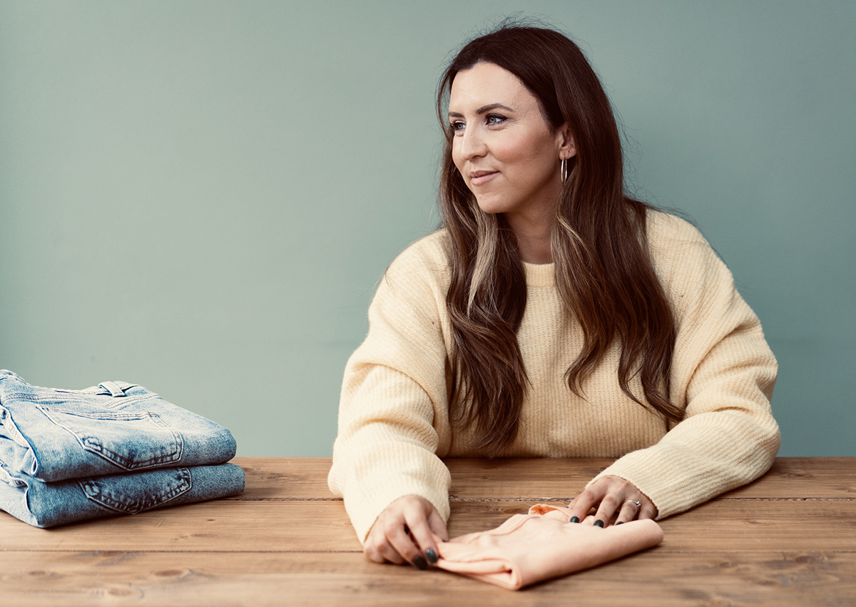 We are very proud to announce that Sophie Liard, known internationally as ‘The Folding Lady,’ is running this year’s #LondonMarathon in aid of the #charity. Find out more about Sophie and how her support will make a difference here: ow.ly/tSh250MXjhx <a href="/thefoldinglady/">thefoldinglady</a>