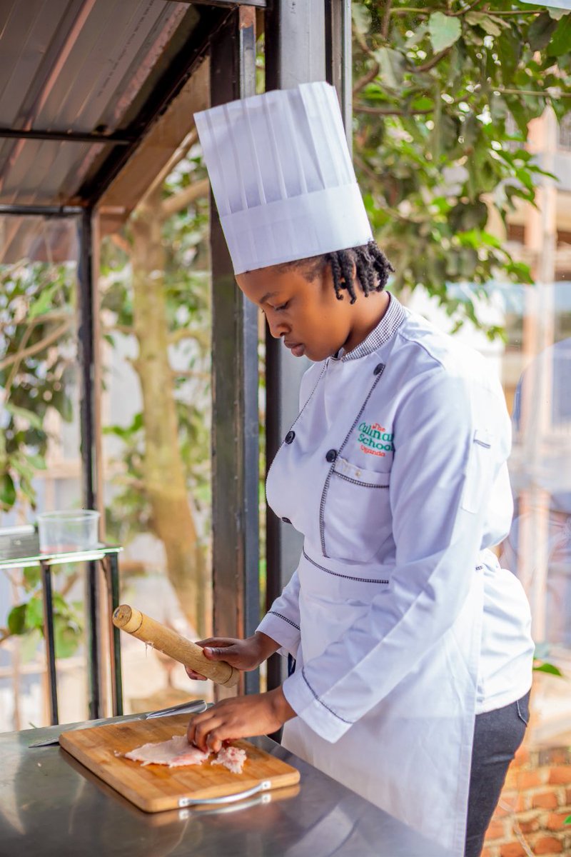 thechefhenry's tweet image. Whether you&apos;re a seasoned chef or just starting out, there&apos;s always something new to learn in the world of cooking. That&apos;s what makes culinary mastery so exciting! #foodeducation #culinarylearning #foodskills #cookingtips