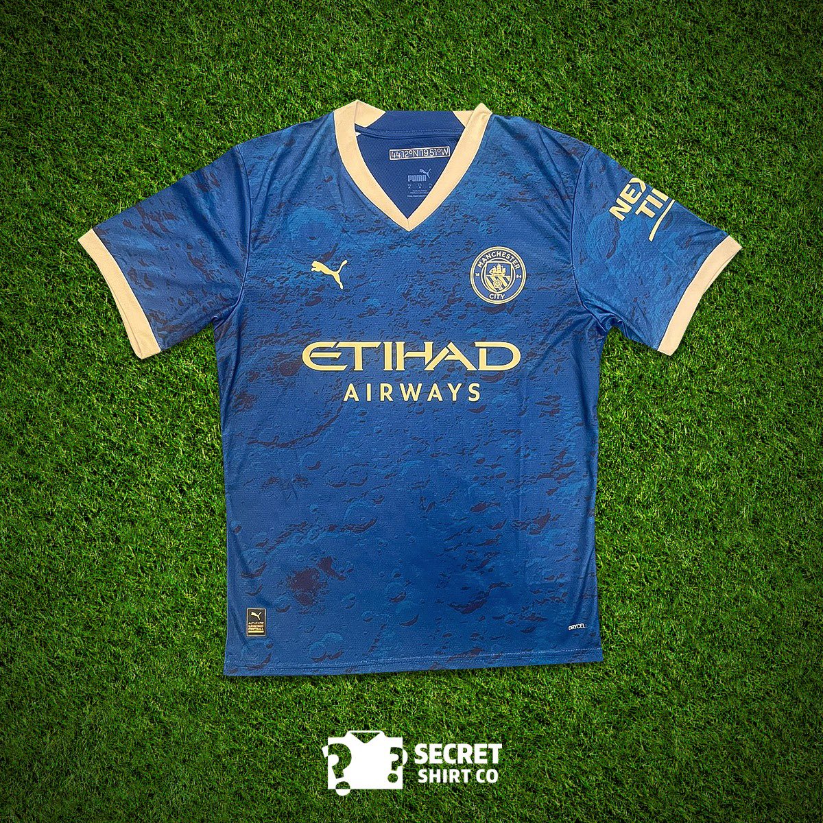 If Mo Salah 🇪🇬 or Vinicius Jr 🇧🇷 score  FIRST tonight we’ll giveaway a SecretShirt.co box 📦

To enter 👇

🔄 Retweet this tweet
🤝 Follow us

Good luck!