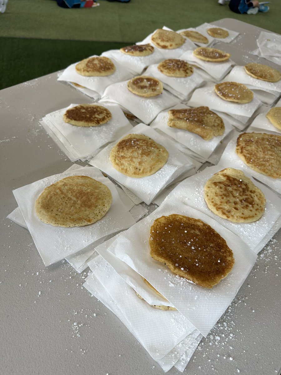 brookerossetto tweet media