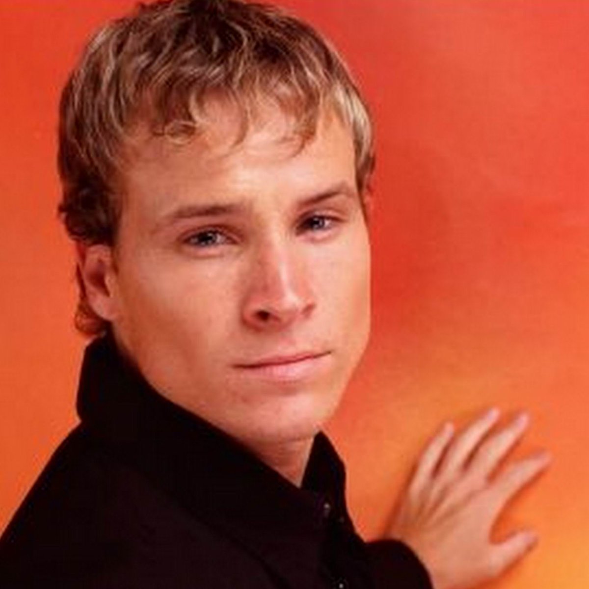 BSBFanForum's tweet photo. Happy 48th Birthday, Brian @Brian_Littrell! Hope you enjoyed your special day with the guys! Thank you for being you and so much more! #BrianLittrell #BackstreetBoys https://t.co/SAV3188BvA