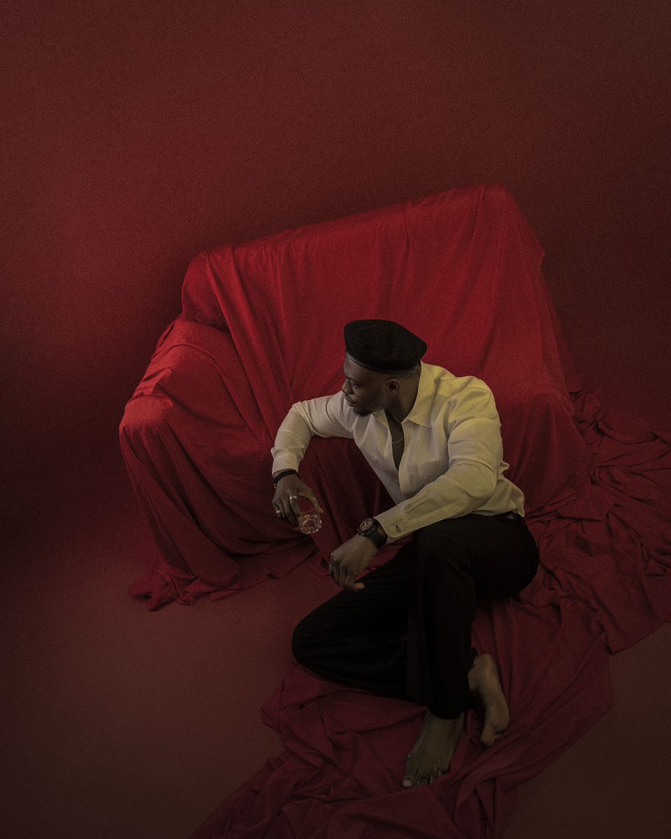 The king Stephen tweet media