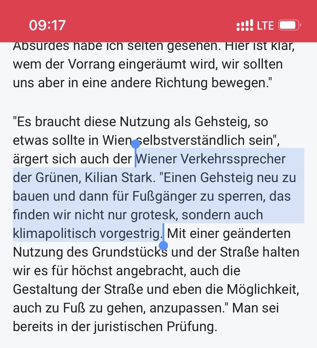 KIlIeou's tweet photo. Neues Wohnhaus, neuer Kindergarten, neuer Gehsteig in Wien. So weit so gut. 
Doch dann macht die SPÖ den Gehsteig zum Parkplatz und verbietet Zufußgegen. Nicht in den 60er, sondern heute! 
@Heute_at berichtet
https://t.co/heHhy10q44

Diese Verkehrspolitik muss enden. #altesdenken https://t.co/7bZYr8sBsR