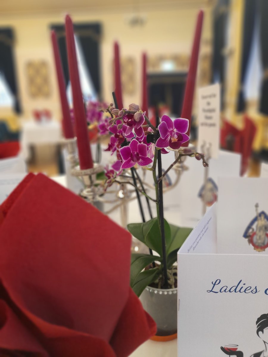 walkerstcandles's tweet photo. How fabulous to provide the #gift at this year's Liberty Lodge #ladies evening. Such a beautiful evening. Thank you 💕⚘️🥳

@walkerstcandles

#February2023 #indie #crafty #HandmadeHour #Corporate #CraftWarriors #Manchester #UKgift #LANCASHIRE #CHESHIRE # https://t.co/NcyumNDq4s