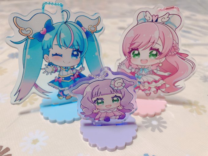 うみゆきさん(@umi_chu_ )のグッズ届きました♡
キラキラでかわいい😭✨ 