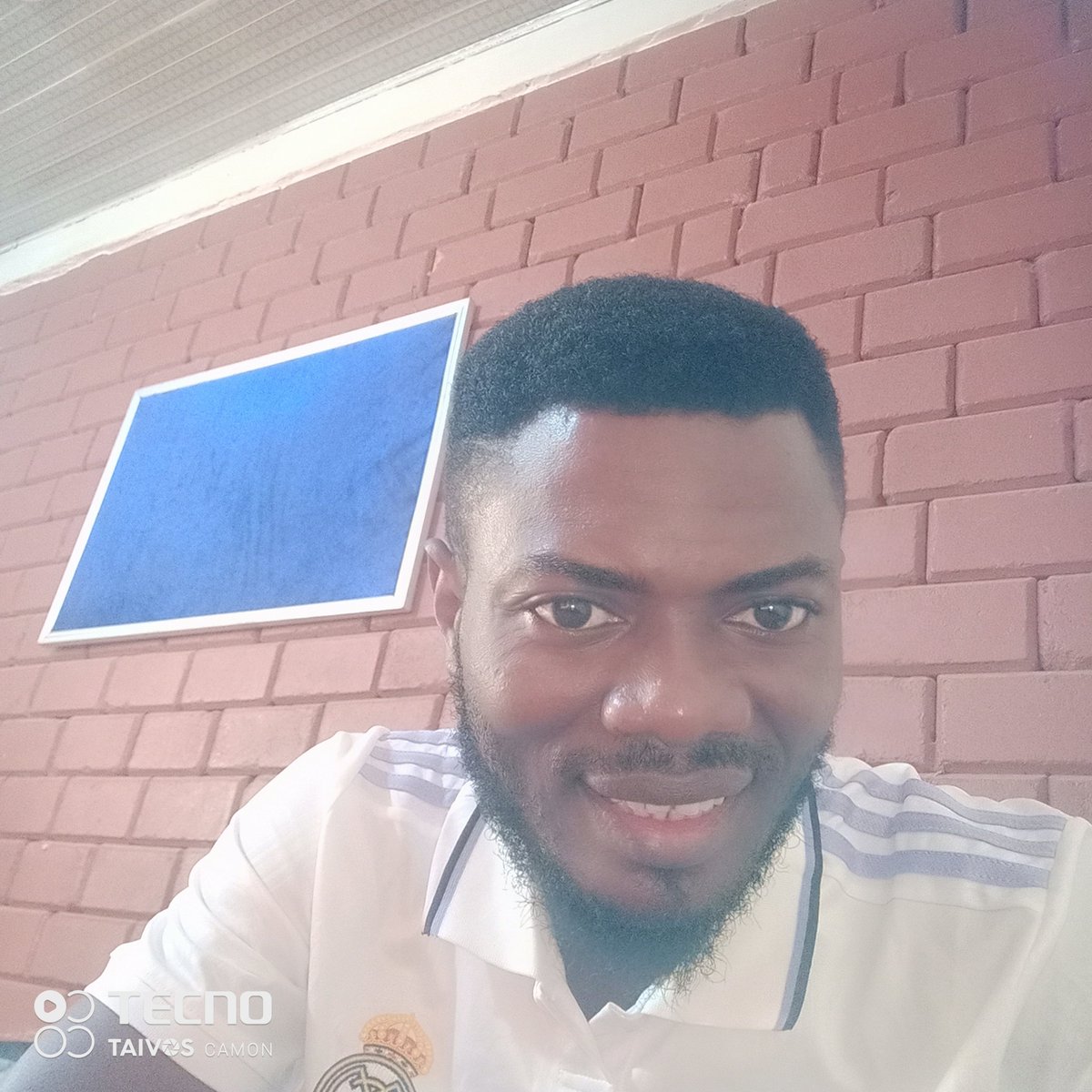 biodunsport's tweet photo. Me looking at the crystal-ball ahead of Liverpool vs Real Madrid clash, in the money-spinning UEFA Champions League tonight. https://t.co/5cvxH6Cu5r