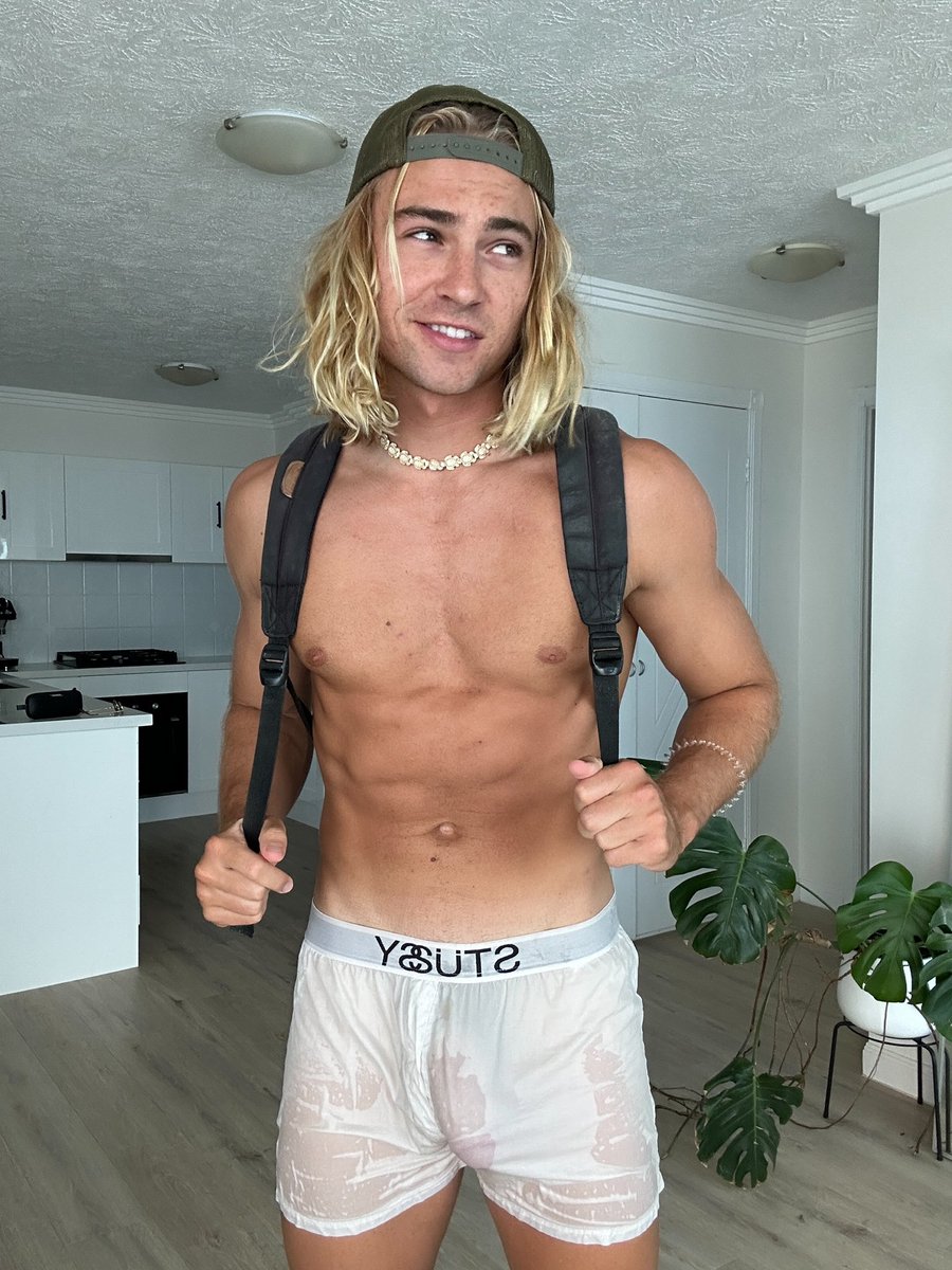thebeachbum98's tweet photo. Went swimming in the wrong shorts today… https://t.co/ocTXcn1AFS