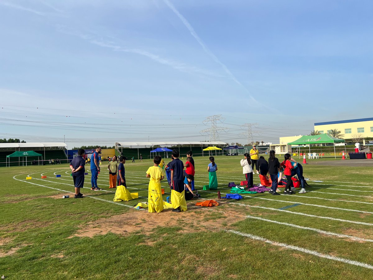 AIS_Grade2's tweet image. Grade 2 students had a great morning participating in various outdoor activities in the Athletics Day Carnival!

#AISSports #AISEvents