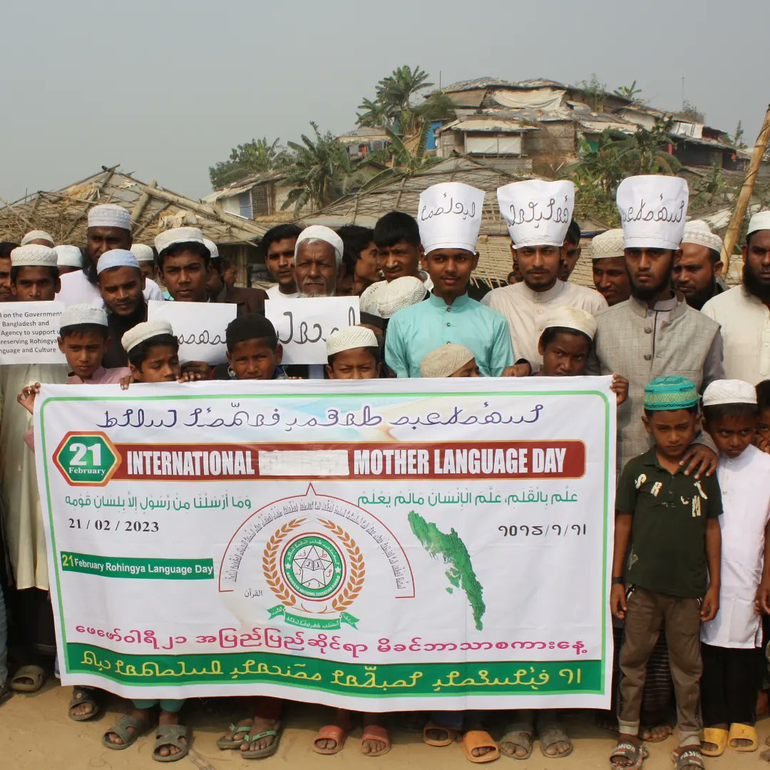 SBFEnamUddin1's tweet photo. On  #InternationalMotherLanguageDay, 
#Rohingyas,celebrating it at 🇧🇩Refugee Camp to know the 🌎, #Rohingyas have too their own culture &amp;mother language-is #Rohingya_language,has been being used since centuries by our ancestors in🇲🇲.
So,our first Identity is our language

📷crd https://t.co/6ydt7q1utp