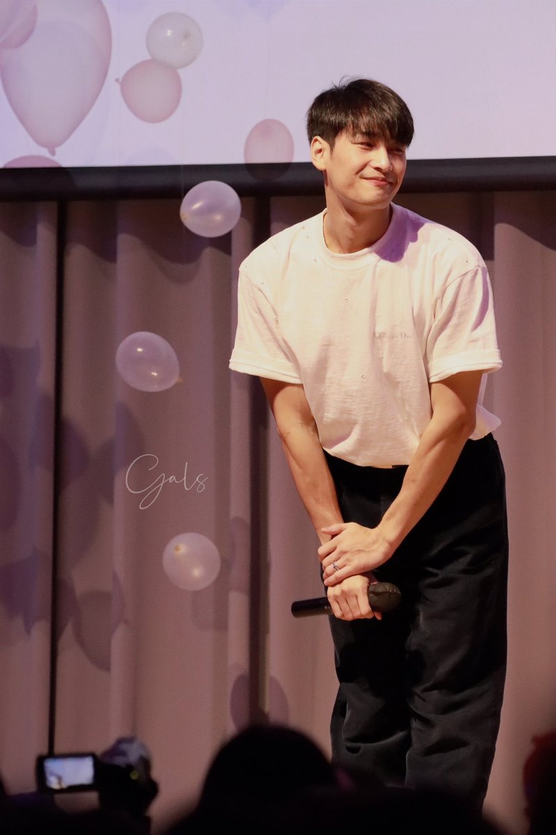 ً️️ on Twitter: