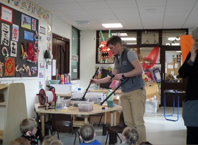 MurrayEnviro's tweet photo. Education at ME: The #soildetective Rebecca Hearn visited a primary school last week to teach the younger generation about the importance of soil and our role as environmental consultants. https://t.co/DDANeEZFL4