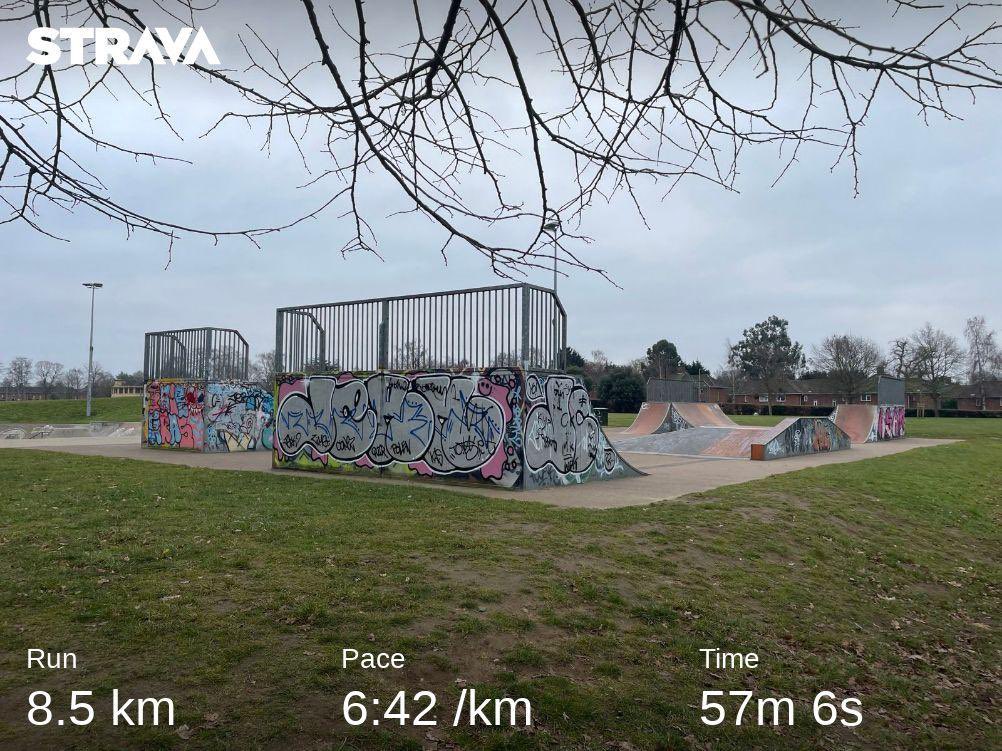 CEB2920's tweet photo. Running still not where I’d like to be and not regular enough, but I’m slowly getting there🤞 Managing to keep to at least one sometimes two runs a week so it’s all #progress🙌 #missingmojo #perserverance #TeamMarvel @NorfolkGazelles #LoveNorwich
https://t.co/3ZoeLMqX6J https://t.co/yeinwcF73L
