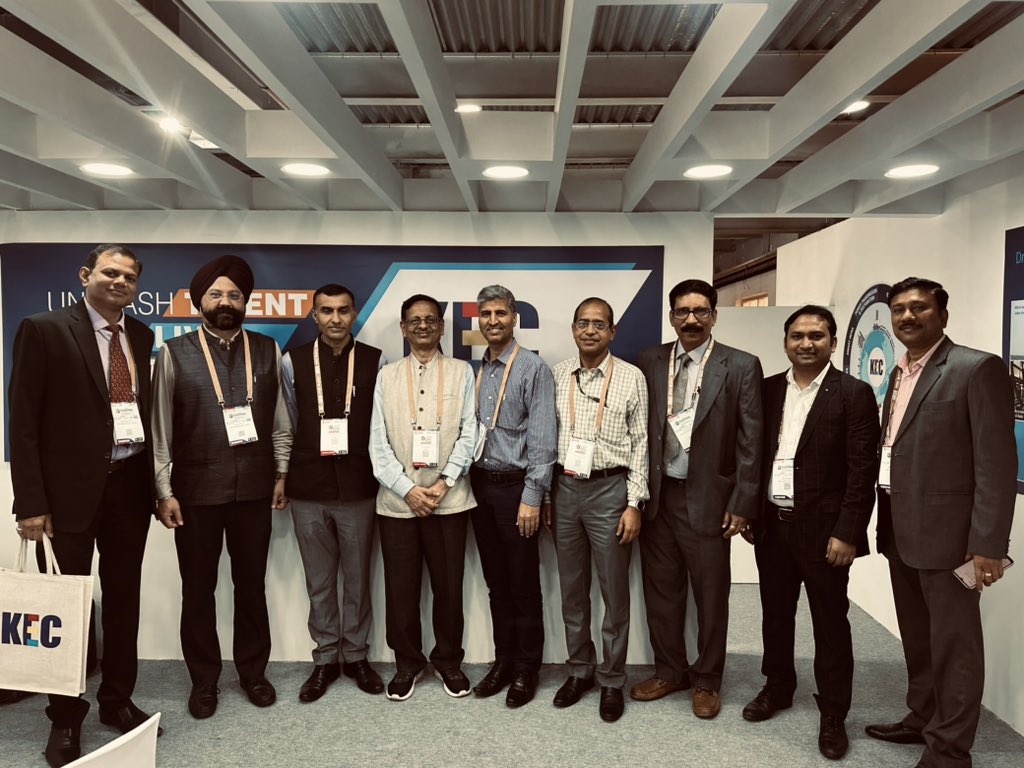 KEC_Intl's tweet photo. Thank you Shri Jagdish Kumar, Executive Director, @OfficialDMRC for visiting the KEC stall at #ELECRAMA2023.
KEC is thrilled to be executing a significant package of the DMRC project; we look forward to our continued partnership. #KECAtElecrama https://t.co/4XhNZ5fkzx