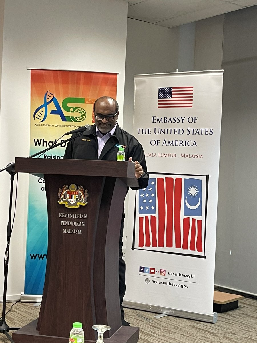 CMVicks's tweet photo. We had a great event launch of Green Makers Challenge by #ASTI , the US Embassy and #IPGM . Association of Science, Technology and Innovation - ASTI https://t.co/ry22K1N2NN