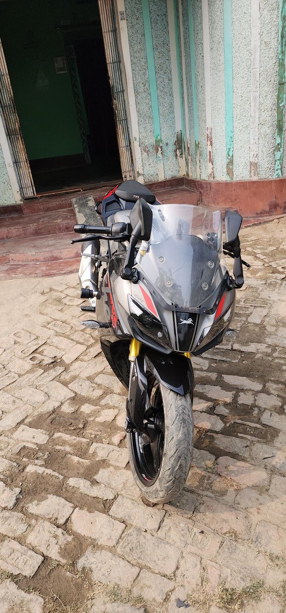 raazmalik60's tweet image. hello tvs i have bought tvs rr 310 bike from sagar tvs patna bihar After 3-4 months after I bought the bike, I felt that the front and rear tires of the bike are not running on the same line, that means there is a fault in the chassis frame
#tvs #rr310 #tvsfault #sagartvs #tvs