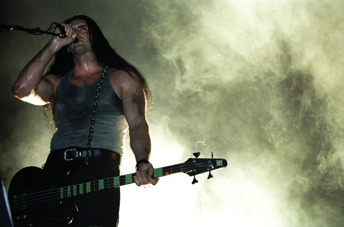 Wulfofwinter's tweet photo. Hoy se cumplen 13 aรฑos de la muerte de #PeterSteele en Nueva York.
Bajista, compositor y cantante de la banda Type 0 Negative, tambiรฉn de Carnivore.
๐๐ ๐ก๐ ๐๐๐ฃ๐๐๐๐๐๐ ๐บ๐๐๐๐ ๐๐๐
#Type0Negative
#Carnivore https://t.co/tBevOVAIZd