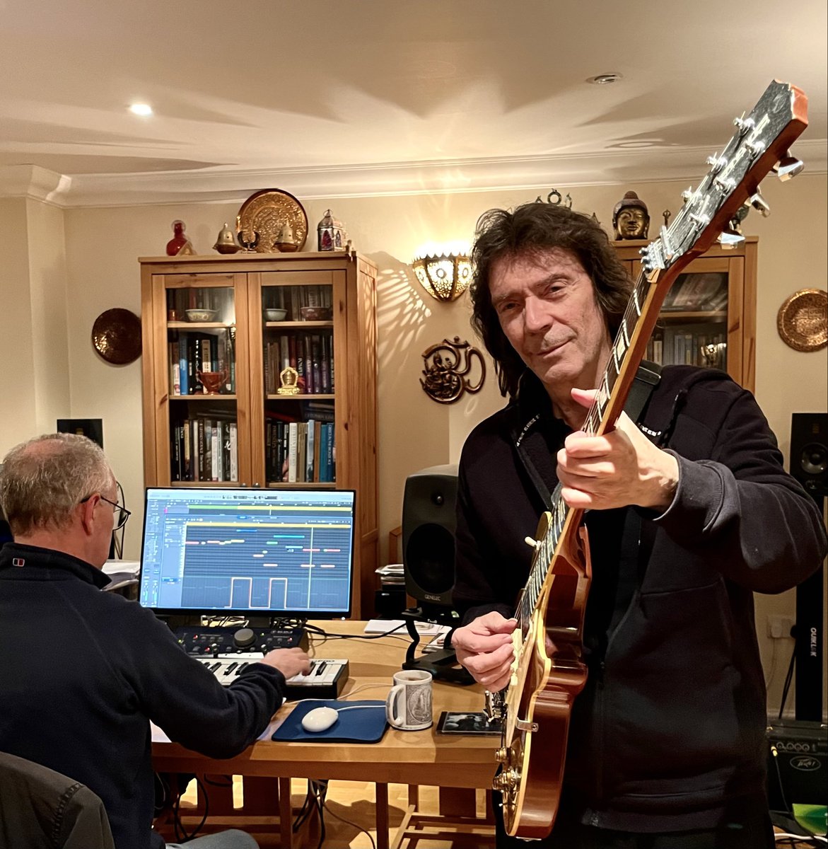 Steve Hackett tweet media