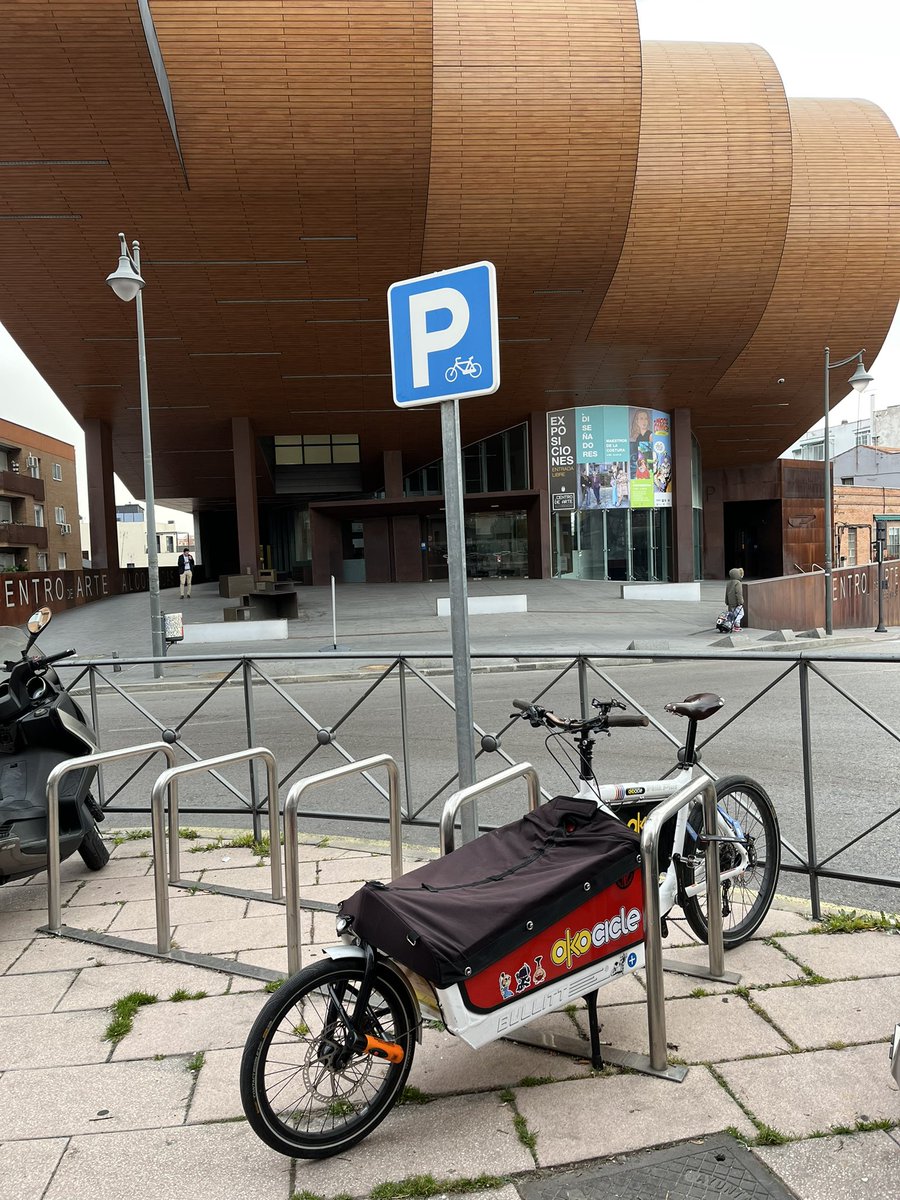 Dia de charla ciclologistica en Alcobendas - Madrid
Ciudad perfecta para esta convocatoria #alcobendas #okocicle
 #jornadaciclologísticacdc