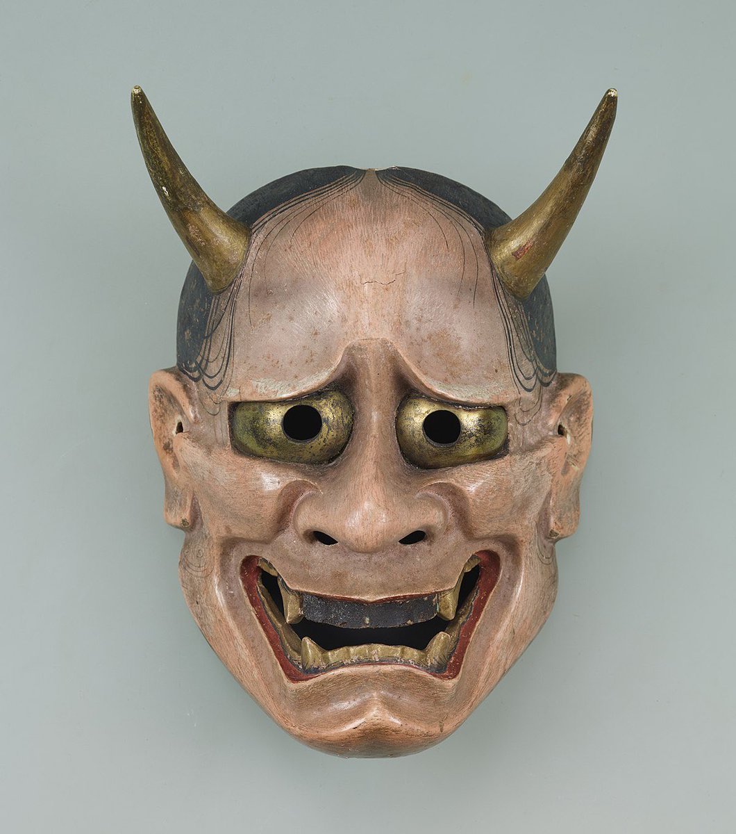 หน้ากาก Hannya (ฮันเนีย) หน้ากากที่ใช้ในการแสดงละครโนห์ และการเต้นรำคางูระทางศาสนาชินโต
 เป็นสัญลักษณ์ถึงวิญญาณของหญิงสาวที่กลายเป็นปีศาจเนื่องจากความอิจฉาและหึงหวง มีสีบ่งบอกฐานะ สีขาวคือชนชั้นสูง สีแดงชนชั้นต่ำ และสีแดงเข้มคือปีศาจแบบ เรียลปีศาจ

แต่เป็นคนละอย่างกับโอนิ
+