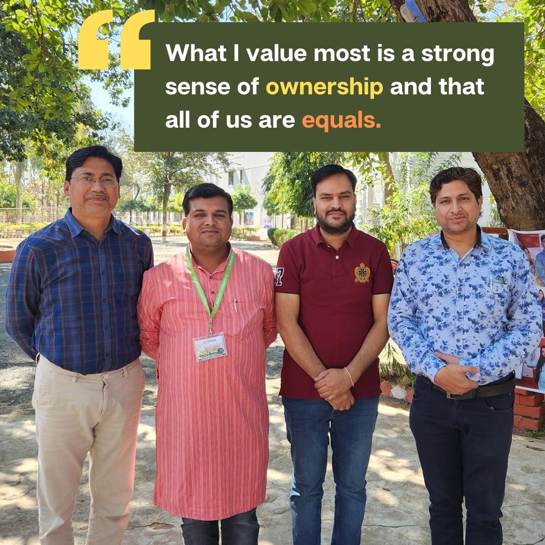 manjari_org's tweet photo. We asked @Deepaks00972922 , one of Manjari’s earliest employees what it feels like to work for a grassroots organisation. He quoted ‘Ownership’ and ‘Intention’ as the two things he values most about his job. 
#manjariindia #sustainability #wearemanjari #bethechange #GreatPlace https://t.co/0qVZyCfIns
