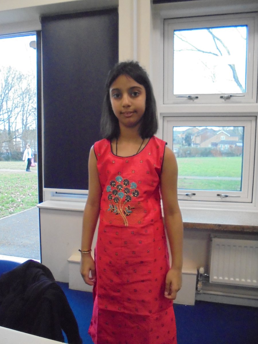 WoodOxhey's tweet image. Year 4 have got their #MotherTongueDay celebrations off to a fantastic start with an incredible multi-cultural sharing breakfast! @strive2teach