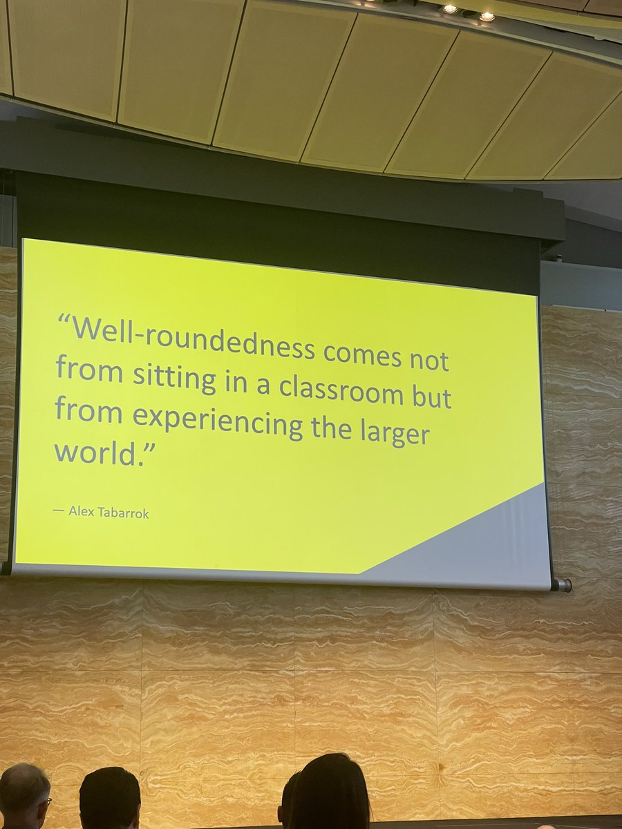 nigelhlovell's tweet photo. Our first inaugural #GSBmE Alumni event and what a turn out. Thank you to all those who came and participated. I canโt wait to share some more pictures and info with you #BioMedEng #Alumni #UNSW https://t.co/VNtI9bYKoz