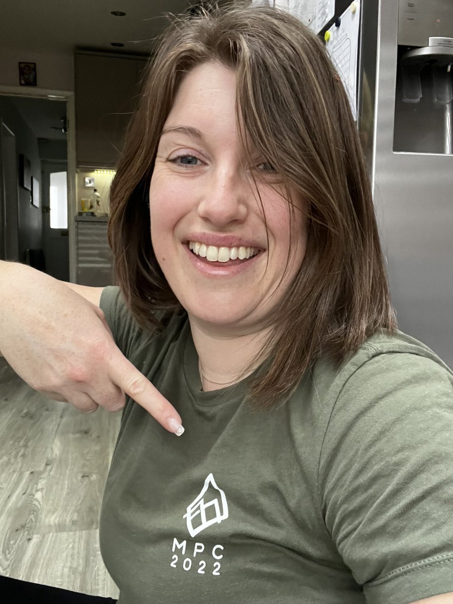 mrssammorris's tweet photo. This is the face of a #happypeaker who has just finished another capacity workout! I am loving the new program this year @MyPeakChallenge @SamHeughan Thank you for always bringing the happiness (and the peaker sparkle🥵) if you haven’t joined us check out https://t.co/p2UF4AvgyK https://t.co/MuPAWYKPNJ