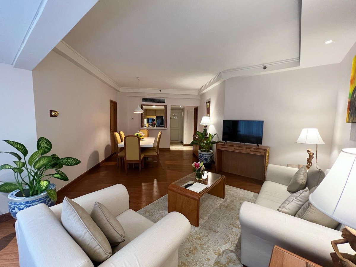 htlborobudurjkt's tweet photo. Garden Wing is always our guest's favorite, it's spacious, comfortable, and lavish at the same time. That's why we give a little upgrade to some of the rooms for you to experience more of it!

For more information and reservation :
Hotel Borobudur Jakarta
+6221 380 5555 https://t.co/Eiynqk3HRR
