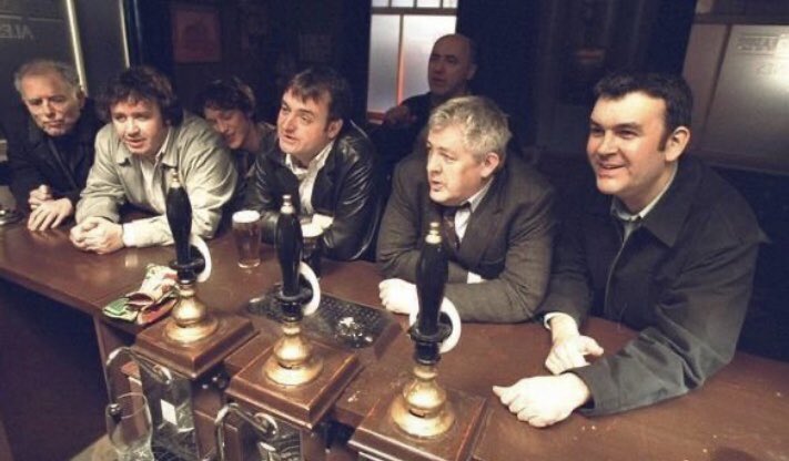 A cheeky little RT and a quick sign wouldn’t go a miss please

Let’s get the Doors at The Grapes Open again If <a href="/PhilMealey/">@PhilMealey.bsky.social</a> &amp; Co are up for it
Takes a min get your name down and join over 11,500 other fans

#EarlyDoors /To the regiment,I wish I was there!

chng.it/Ncc2KgQKkm