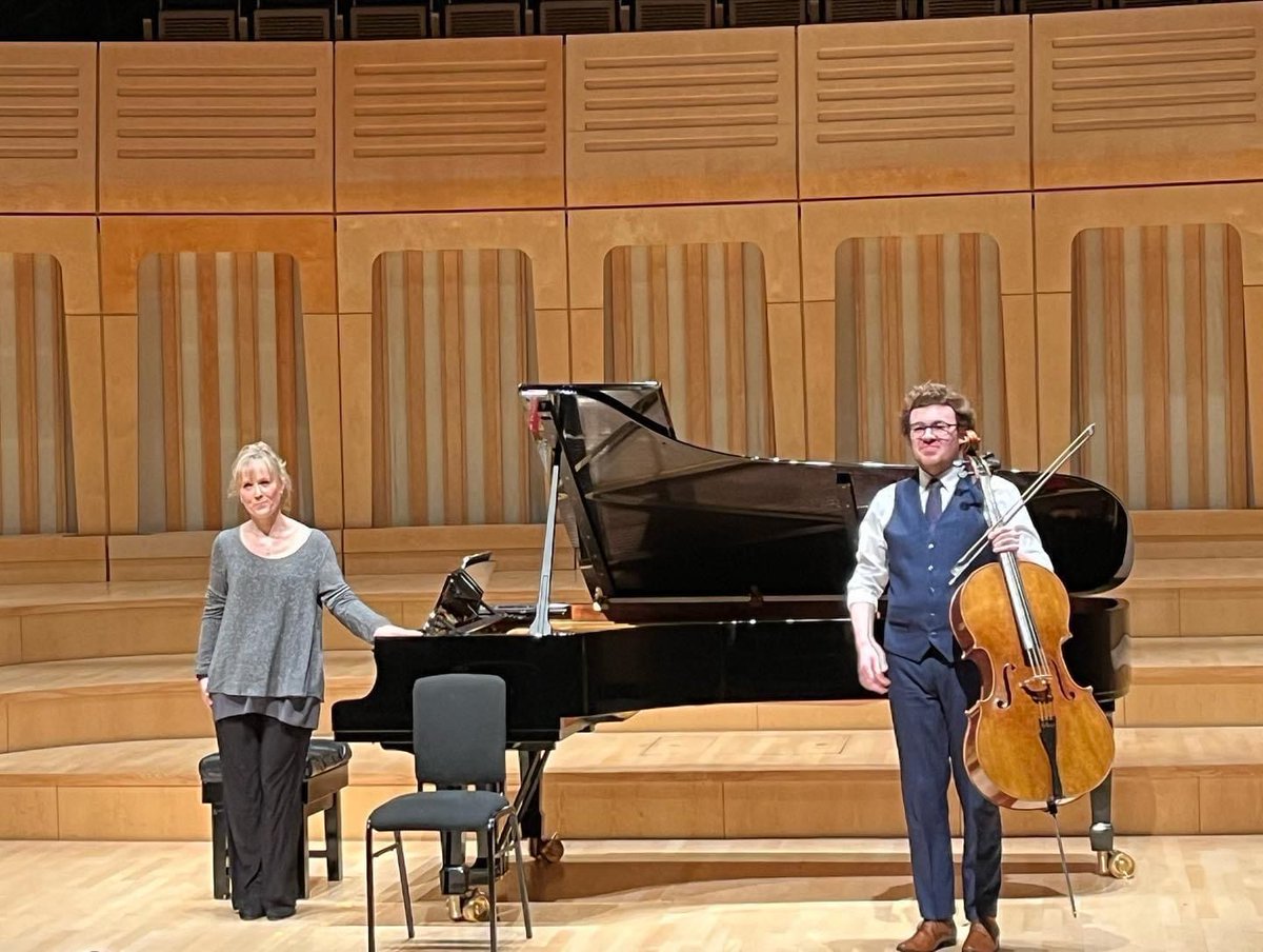 RWCMD's tweet photo. Llongyfarchiadau #RWCMDStrings student Rhys Herbert, winner of the Concerto Competition!✨ 
 
Congrats to finalists Ellie Kershaw, Seira Chan and Ceri-Ann Townsend who all performed brilliantly. 
 
#RWCMDCreative #RWCMDMusic https://t.co/IYGRwBeych