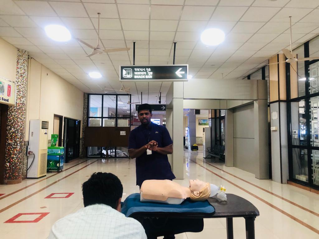 bhavnagar-airport-on-twitter-to-handle-medical