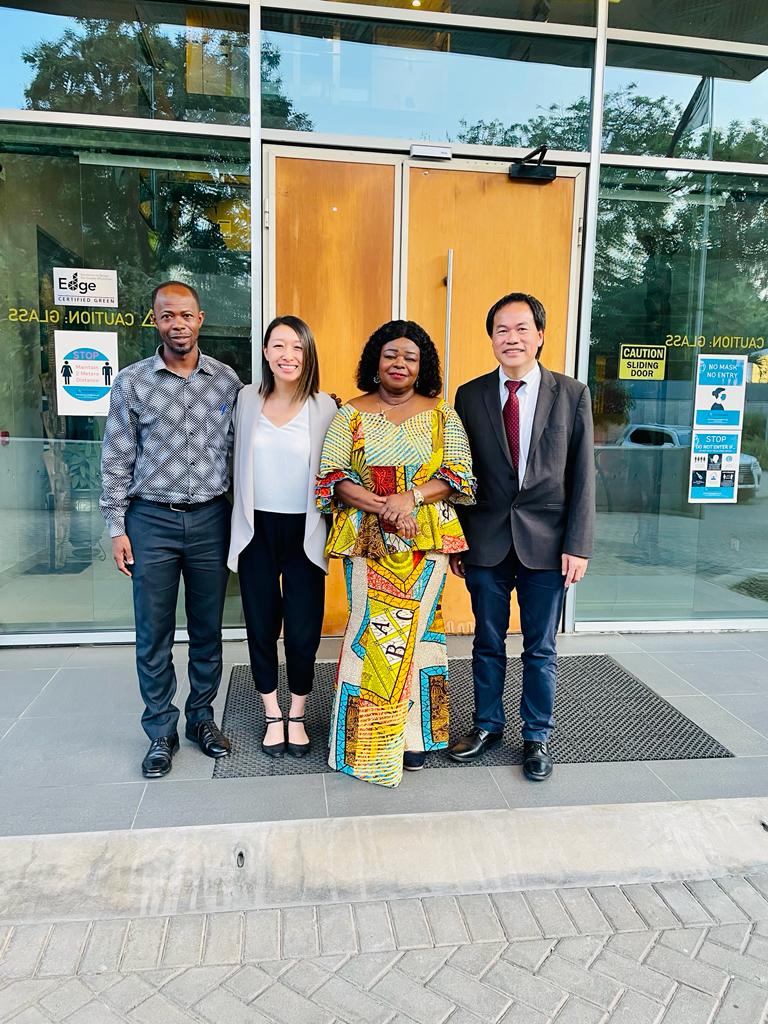 NCDAllianceGh's tweet photo. The #GhNCDA @Drbwiafe and @LabramM were privileged to meet World Bank consultants -Benjamin Tien and Lerly Hanye to discuss #NCD  from CSOs perspective. They are in Ghana to provide technical assistance to @_GHSofficial on how to develop a quality measurement system for NCDs🤝💪 https://t.co/kwnspbCnlj