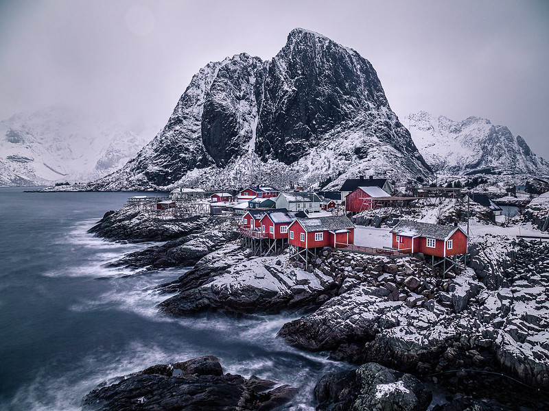 i_am_veru's tweet photo. 3 years ago, I embarked on a comm trip to the Lofoten 🇳��days before everything was shut down. It feels like a lifetime ago. 
Can't express how grateful I am that traveling is back, and I'm privileged to #travel for work! ❤️
#Photos by my partner in crime @pixael_com #travelwriter https://t.co/GUmtMFNlPP
