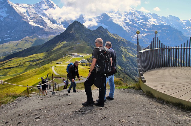 BrunoSFrey's tweet photo. For #environmental_reasons, #mobility is often criticized. However, many #valleys in the Alps and other regions would be empty without tourism. Visitors support local customs and events. Mobility, therefore, supports important parts of society, including the #natural_environment. https://t.co/eREMO5PEg2