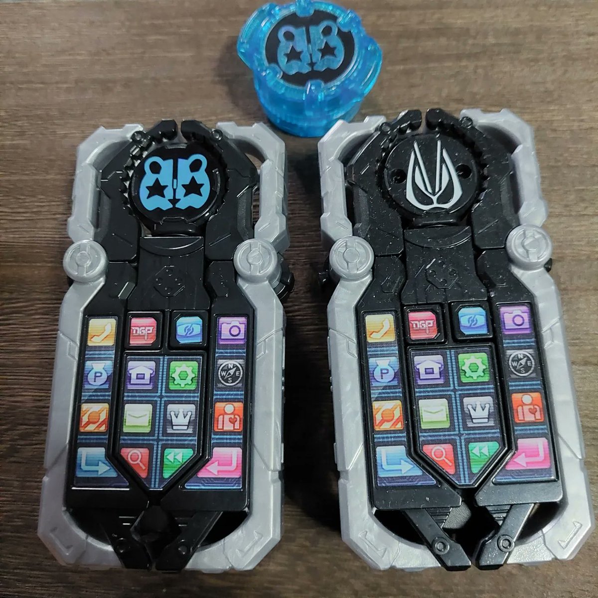 Marzduel_Shop's tweet photo. Spider Phone Stickers
Now available in the shop
Link in bio
#core #ridercoreid #kamen #superhero #3dprint #Geats #Maskrider #kamenrider #kamenridergeats #tokusatsu #cosplay #japan #仮面ライダー #仮面ライダーゲイツ #コスプレ #desiregrandprix https://t.co/vC21Us1t4A