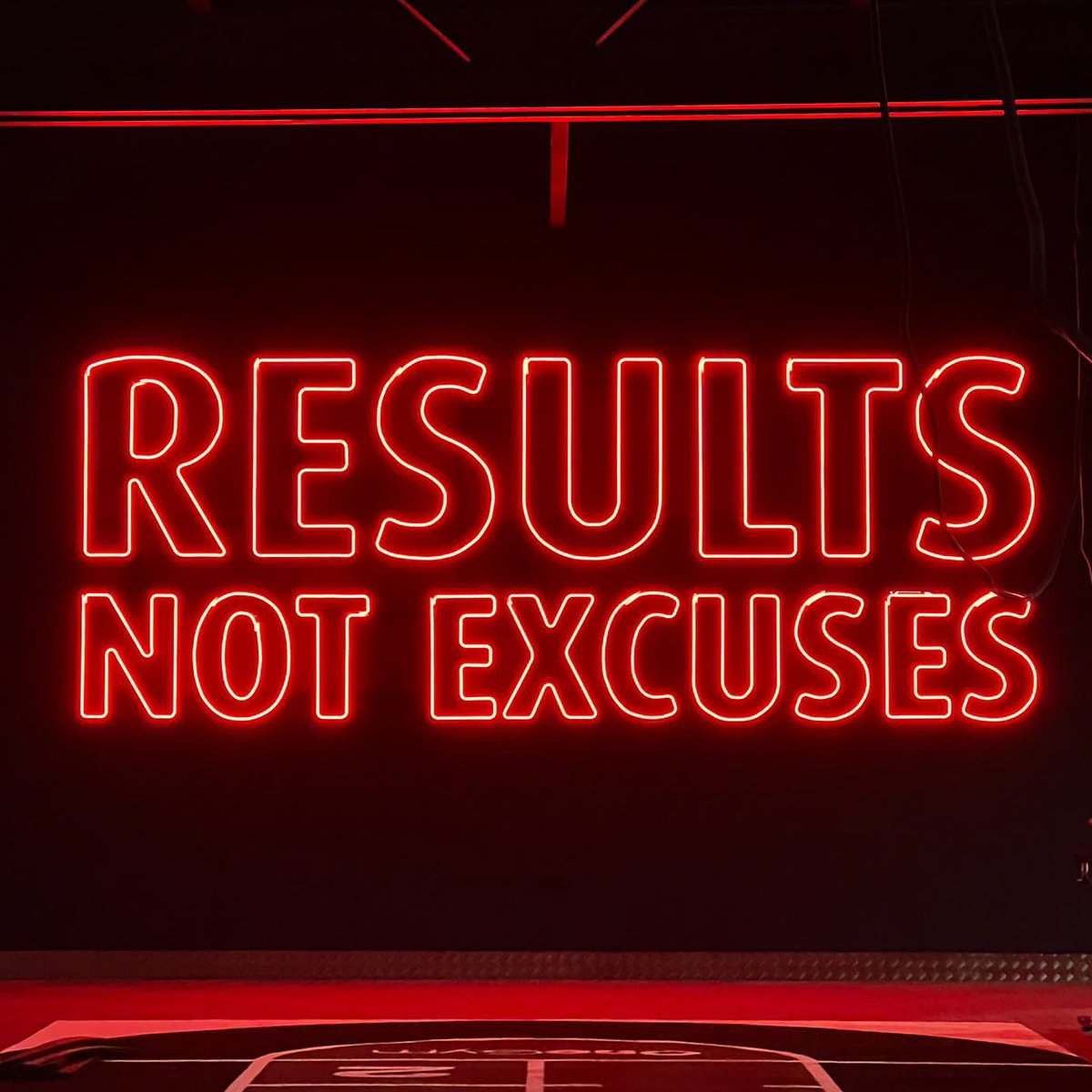 ellissigns's tweet photo. The ultimate motivational sign for any gymgoer 💪🏋️

#signage #signdesign #ledsign #neonsign #neonsignage #neonsignmakers #redneonsign #redsignagedesign #neonlight #neonlighting #neonlightsign #redneonsign #redneonlight #redneonaesthetic https://t.co/fnYoWGru1r