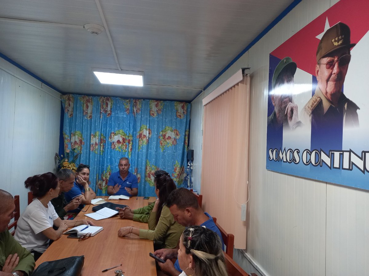 Da inicio en la droguería Espirituana, control ministerial del MININT ,  dónde los 5 sub_ sistema de la actividad de Seguridad y Protección serán revisados . #Emcomed#BioCubaFarma#UnaFamilia.