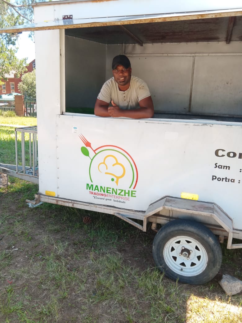 manenzhe_samuel's tweet image. Thank you Fourways.... Another sold out today
#Fourways branch