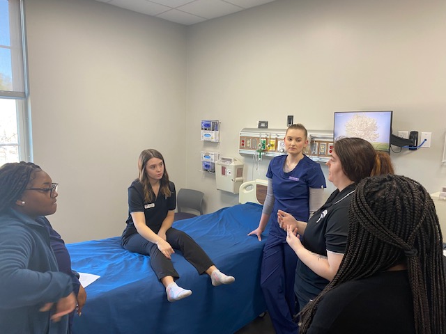 UCA_EXSS's tweet photo. aspiration of the shoulder and knee. Dr. Tom Roberts and Melanie Harrington with Conway Regional Center for Orthopaedics and Sports Medicine along with Brian Wallace and staff from MidSouth Orthopedics provided state of the art endoscopy and cadavers for a  hands-on experience. https://t.co/ijL5BE4kBG