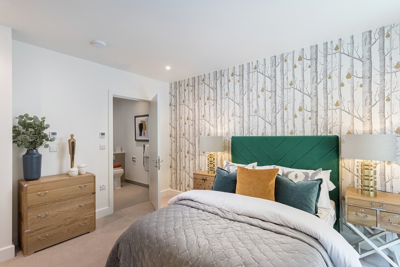 Moor's Nook in Woking is a stunning collection of one and two bedroom apartments, situated just a short walk from excellent amenities in Woking and the train station.

Set on a tree-lined street next to the picturesque Basingstoke Canal, book your viewing today:
📱01483 431071