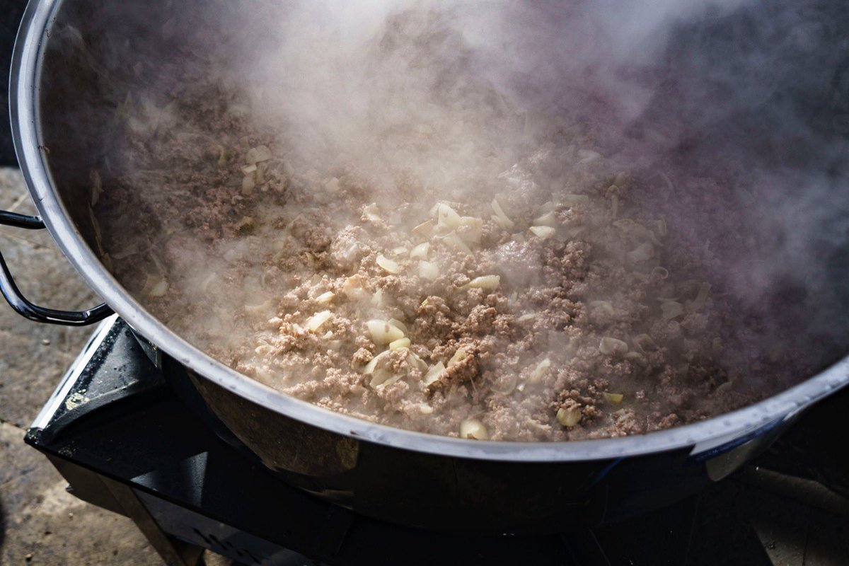 In Nurhak, WCK teams have set up a Field Kitchen in the middle of town where the anyone in need can come pick up both lunch &amp; dinner. Many members of our kitchen team live in this community and come each day to ensure meals will be loved by the local community! #ChefsForTürkiye